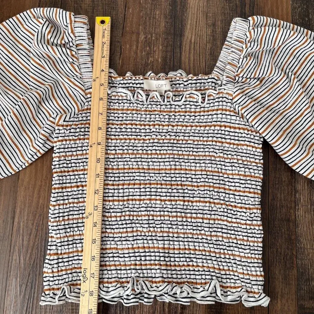 Loft Smocked Top Square Neck Puff Short Sleeves Ruffle Trim Size XS White Multi